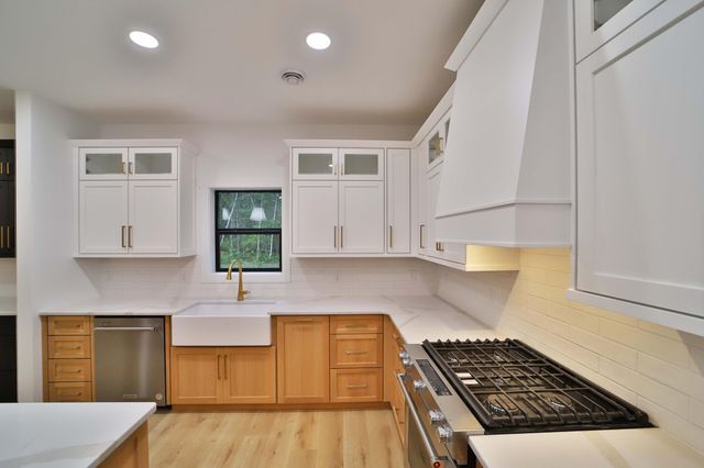 16550 Sanctuary Lane, Brainerd, MN 56401