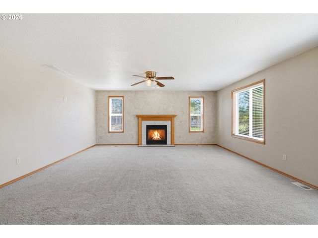 2826 Nw SIERRA Pl, Camas, WA 98607