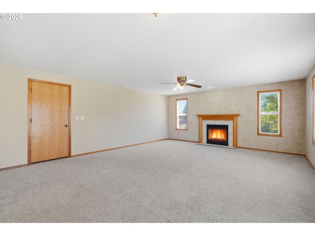 2826 Nw SIERRA Pl, Camas, WA 98607