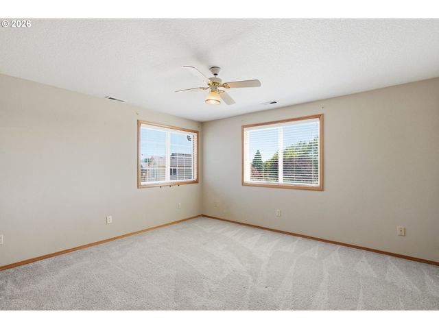 2826 Nw SIERRA Pl, Camas, WA 98607