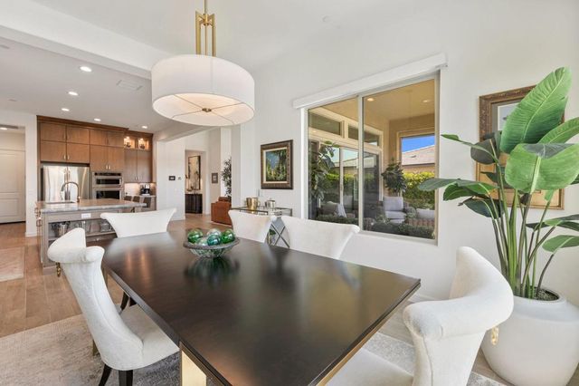 31 Chablis, Rancho Mirage, CA 92270