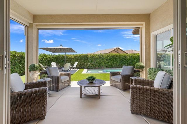 31 Chablis, Rancho Mirage, CA 92270