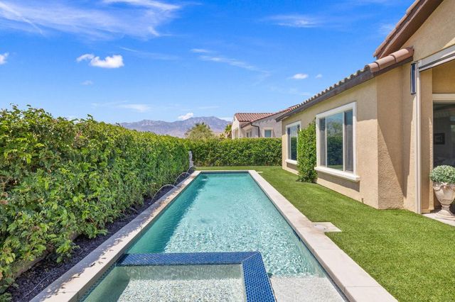 31 Chablis, Rancho Mirage, CA 92270