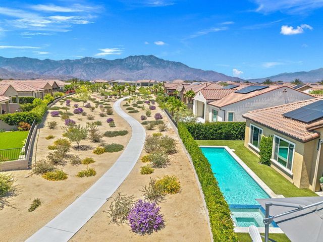31 Chablis, Rancho Mirage, CA 92270