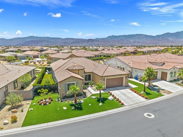 31 Chablis, Rancho Mirage, CA 92270