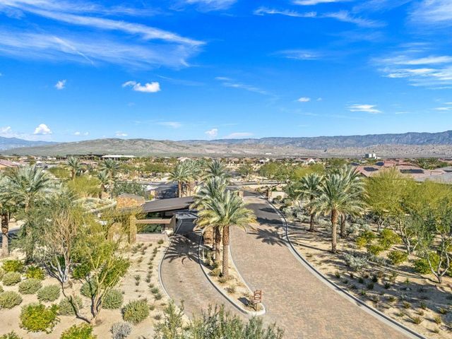 31 Chablis, Rancho Mirage, CA 92270