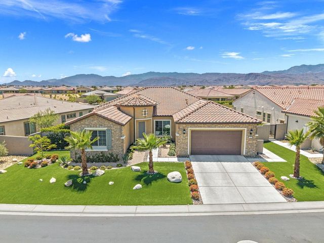 31 Chablis, Rancho Mirage, CA 92270
