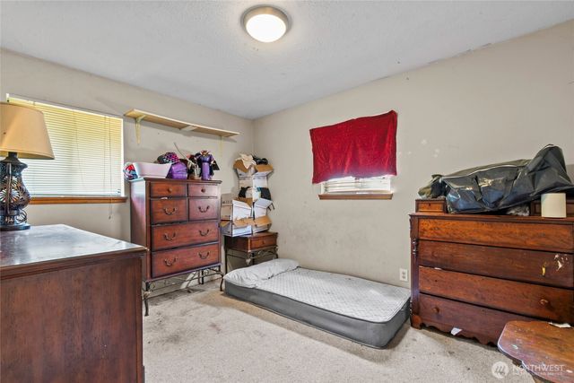 302 115th Street E, Tacoma, WA 98445