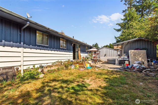 302 115th Street E, Tacoma, WA 98445