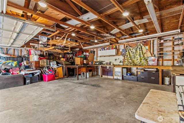 302 115th Street E, Tacoma, WA 98445