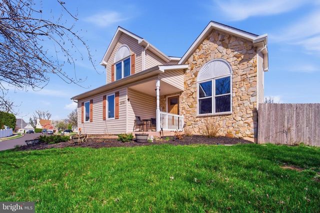 2233 APPLE WAY, Bensalem, PA 19020