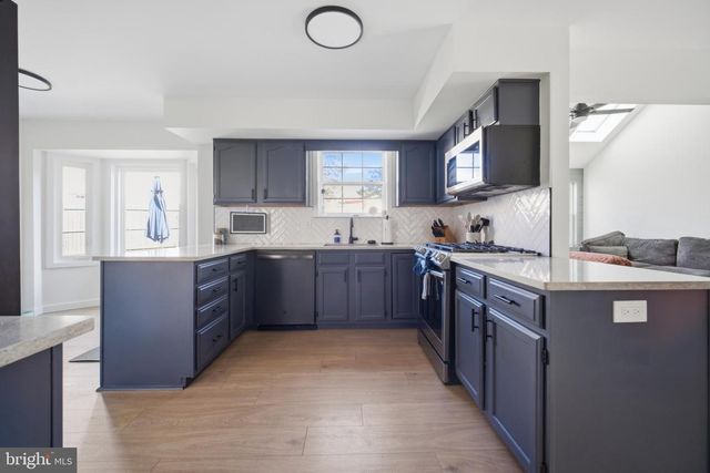 2233 APPLE WAY, Bensalem, PA 19020