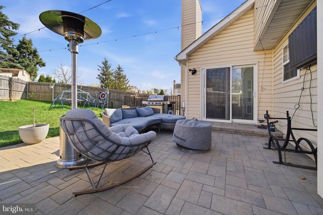 2233 APPLE WAY, Bensalem, PA 19020