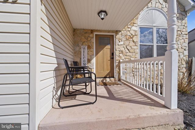 2233 APPLE WAY, Bensalem, PA 19020