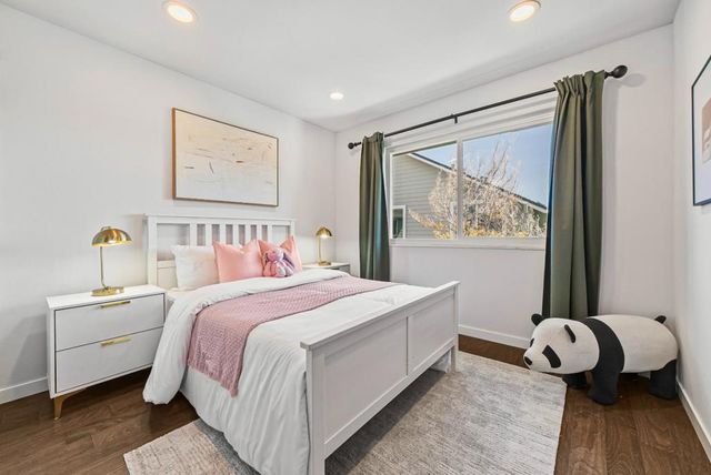 851 Peary, Foster City, CA 94404