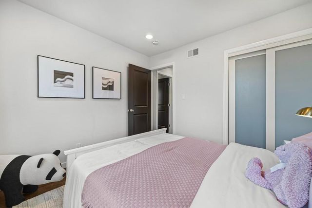 851 Peary, Foster City, CA 94404