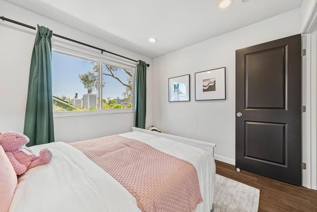 851 Peary, Foster City, CA 94404