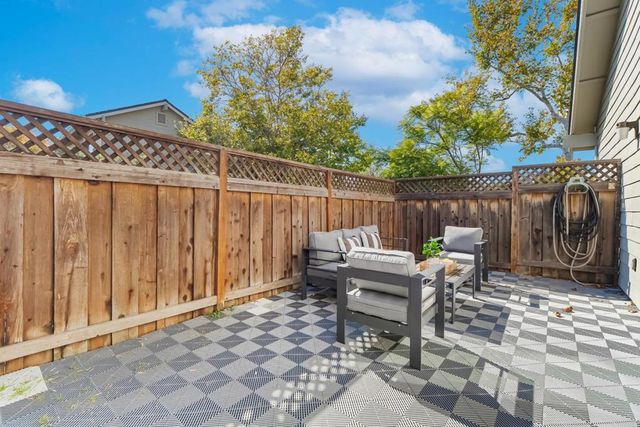 851 Peary, Foster City, CA 94404