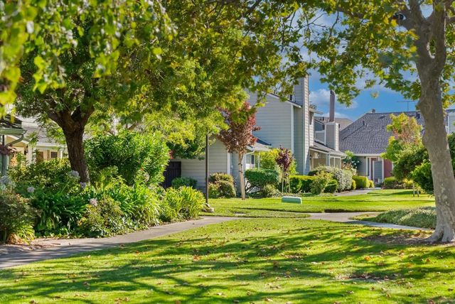 851 Peary, Foster City, CA 94404