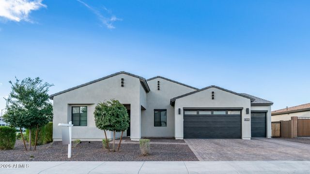 8022 W NORTHVIEW Avenue, Glendale, AZ 85303