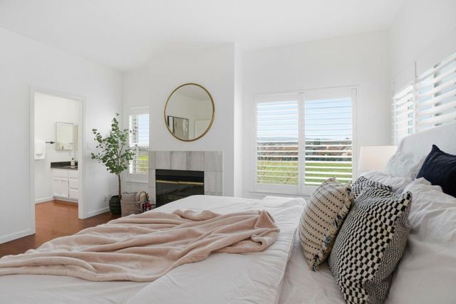 23 Dory Lane, Foster City, CA 94404