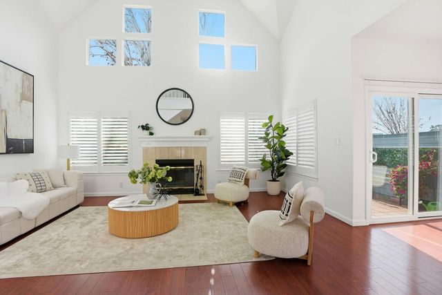 23 Dory Lane, Foster City, CA 94404