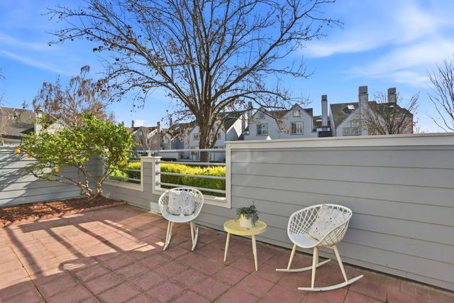 23 Dory Lane, Foster City, CA 94404