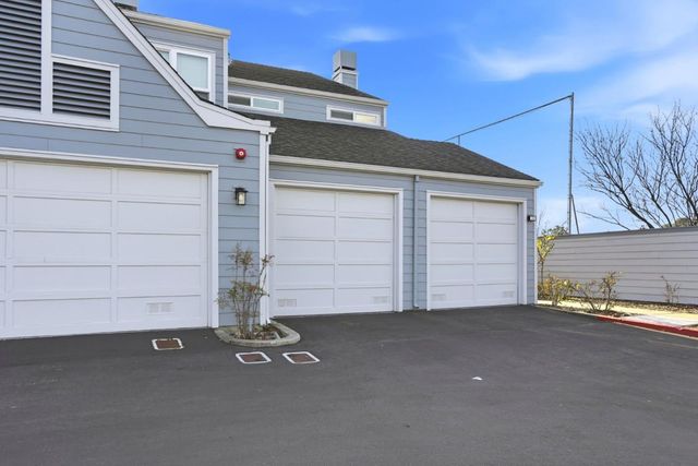 23 Dory Lane, Foster City, CA 94404