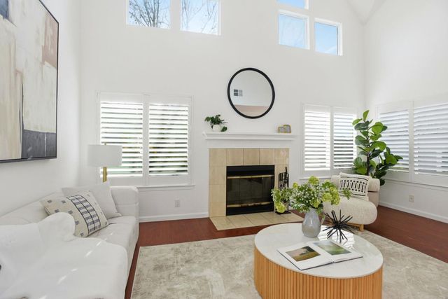 23 Dory Lane, Foster City, CA 94404