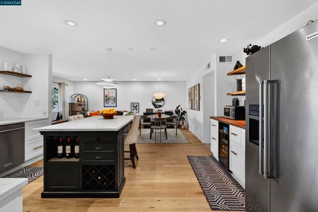 1165 Nob Hill Ave, Pinole, CA 94564