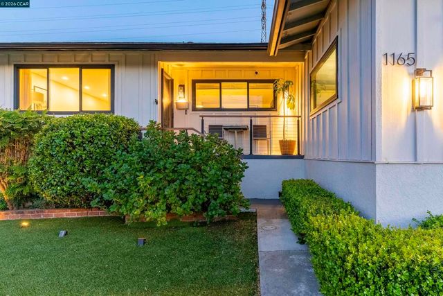 1165 Nob Hill Ave, Pinole, CA 94564