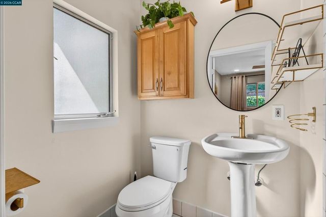 1165 Nob Hill Ave, Pinole, CA 94564