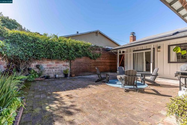 1165 Nob Hill Ave, Pinole, CA 94564