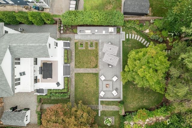 55 Maple Avenue, Andover, MA 01810