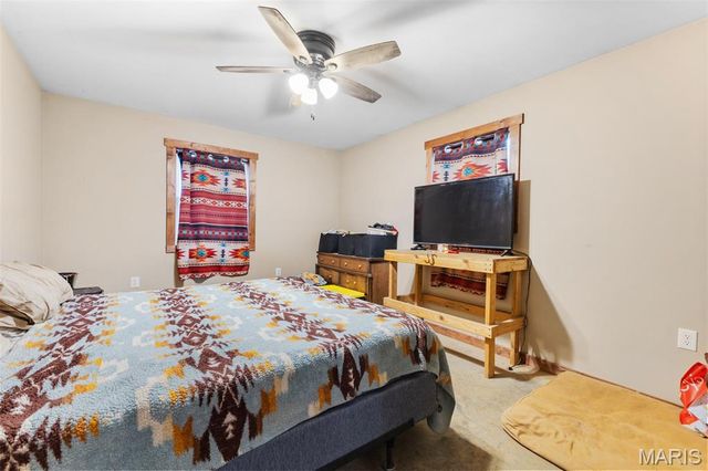 16093 Smith Road, Farmington, MO 63640