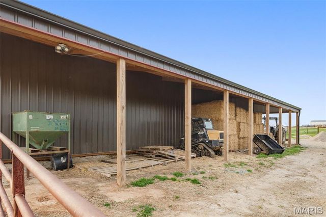 16093 Smith Road, Farmington, MO 63640