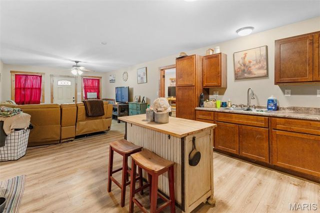 16093 Smith Road, Farmington, MO 63640