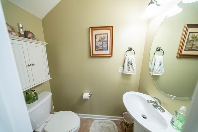 8106 Shadow Oak Drive, North Charleston, SC 29406