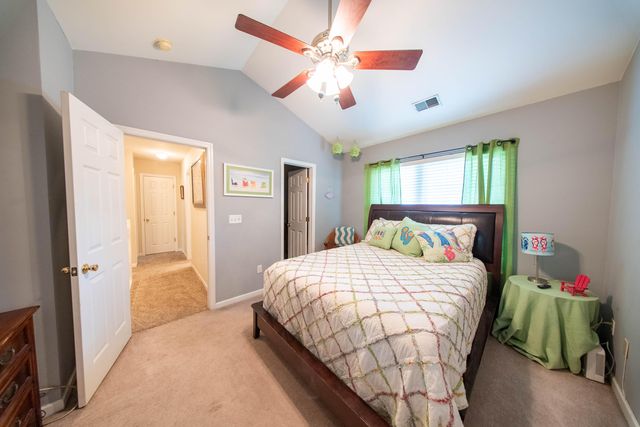 8106 Shadow Oak Drive, North Charleston, SC 29406