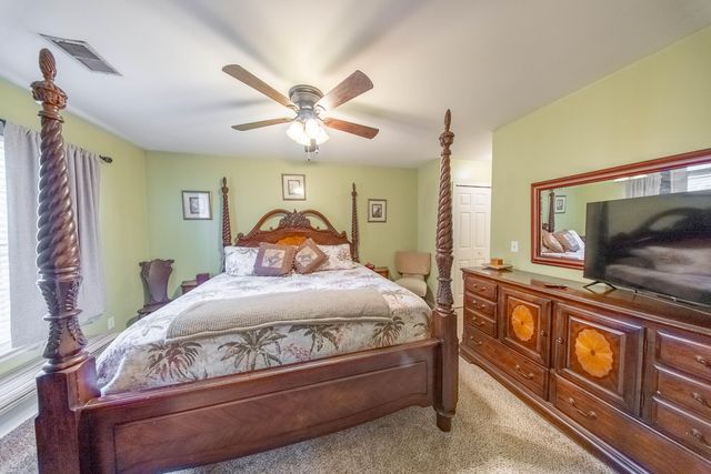 8106 Shadow Oak Drive, North Charleston, SC 29406