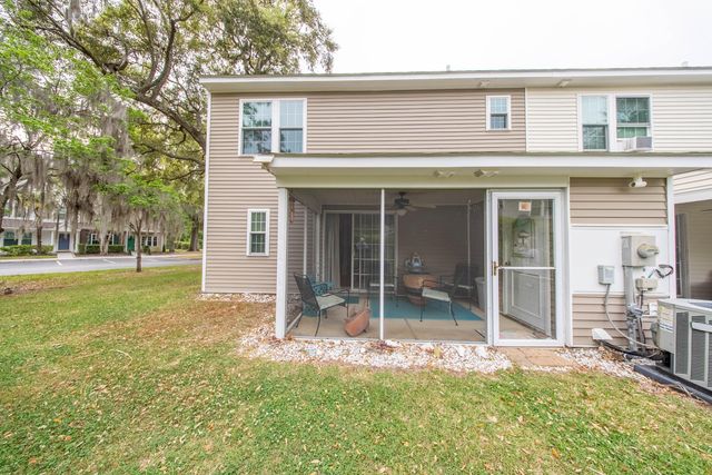 8106 Shadow Oak Drive, North Charleston, SC 29406