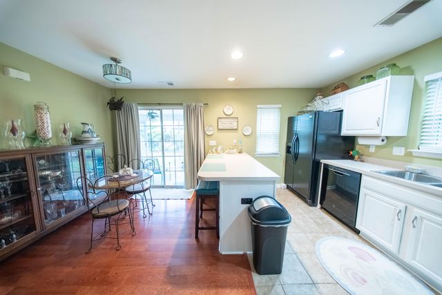 8106 Shadow Oak Drive, North Charleston, SC 29406