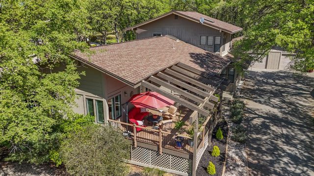 6200 Viewridge Dr, Auburn, CA 95602