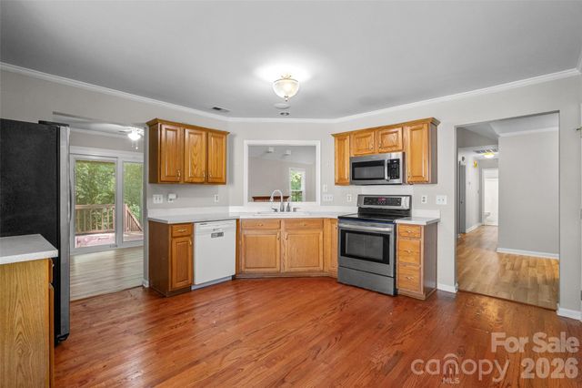823 Thistledown Drive, Rock Hill, SC 29730