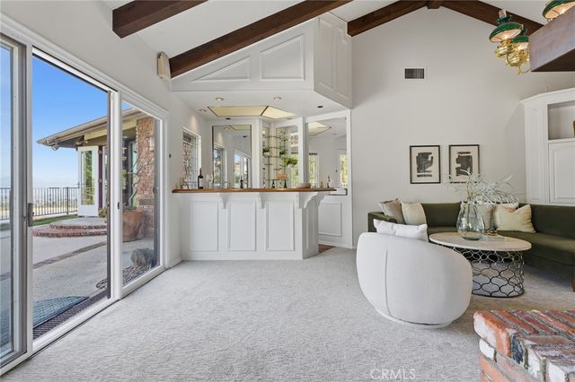 3906 Lake Vista Court, Encino, CA 91316