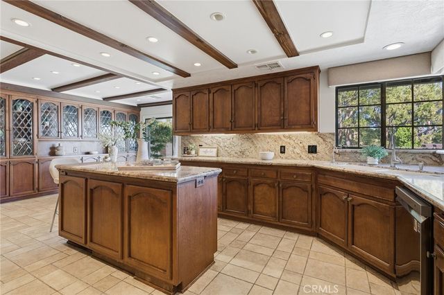 3906 Lake Vista Court, Encino, CA 91316