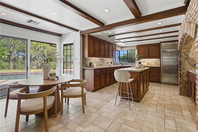 3906 Lake Vista Court, Encino, CA 91316