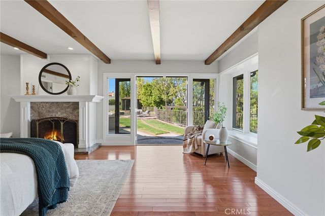 3906 Lake Vista Court, Encino, CA 91316