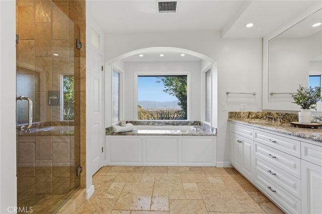 3906 Lake Vista Court, Encino, CA 91316