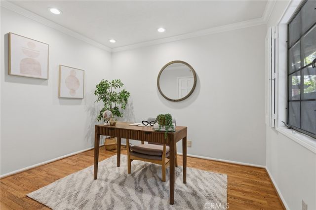 3906 Lake Vista Court, Encino, CA 91316